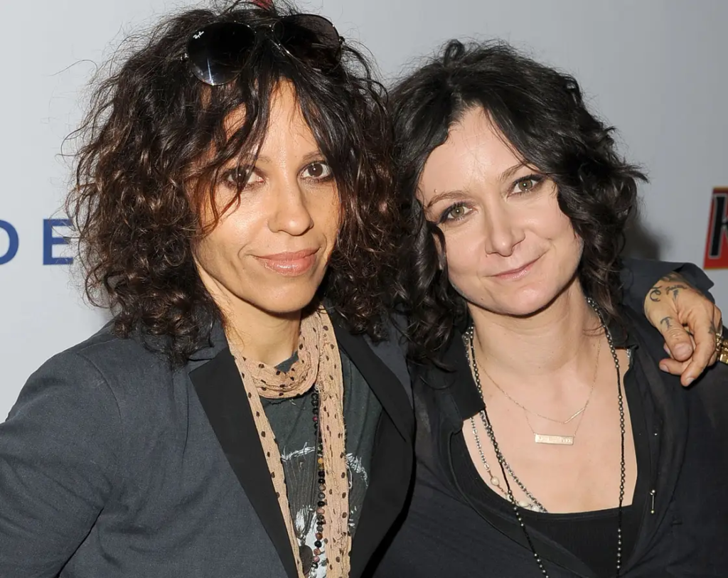 Sara Gilbert